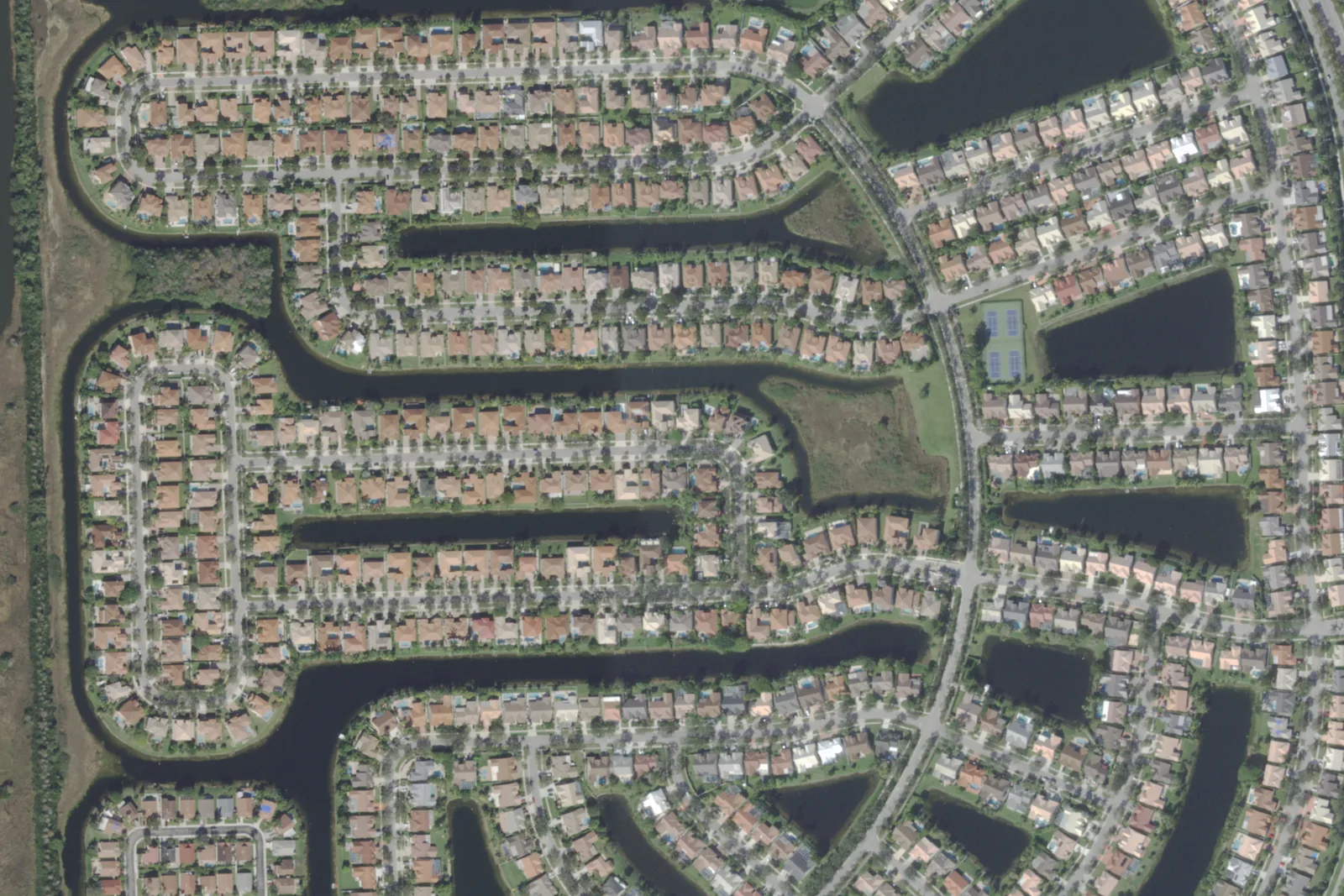 Homes and lakes in Spring Valley, west of NW 160th Avenue in Pembroke Pines, in a 2021 USDA aerial photograph