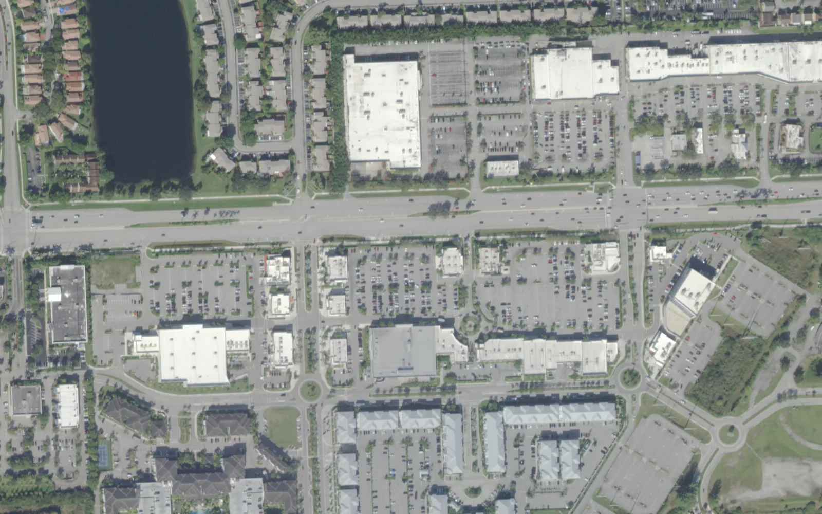 Pines Boulevard in central Pembroke Pines around the Renaissance Charter Schools at Pines campus, seen from the air