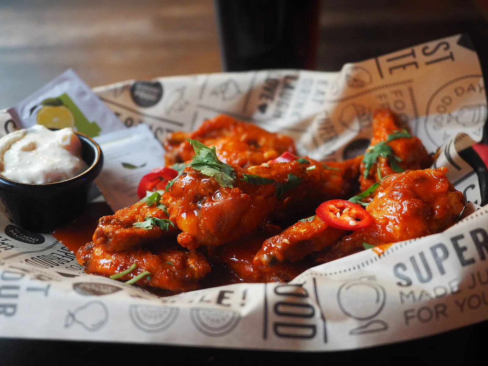 A plate of chicken wings. The photo was not taken at a Pembroke Pines restaurant.