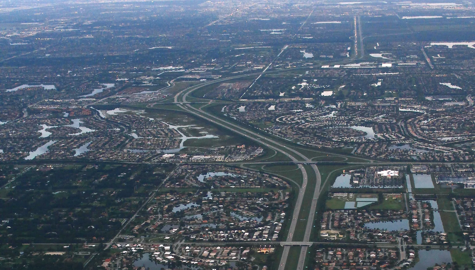 Neighborhoods and lakes along I-75 in Pembroke Pines, seen from the air.